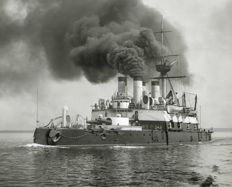 Эскадренный броненосец наварин