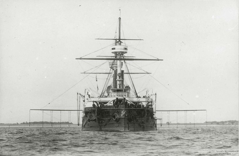 Эскадренный броненосец ростислав