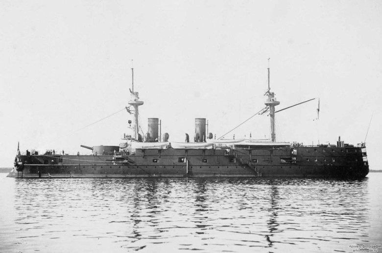 Эскадренный броненосец гангут