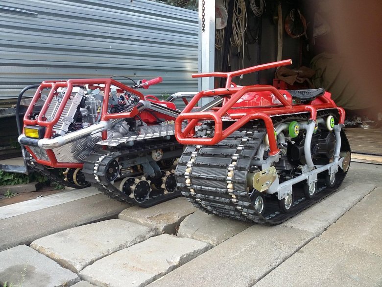 Электровездеход гусеничный