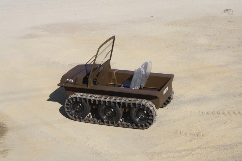 Гусеничный вездеход охотец