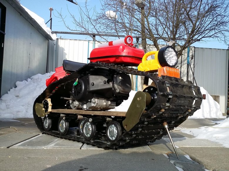 Гусеничный мотовездеход jet snow