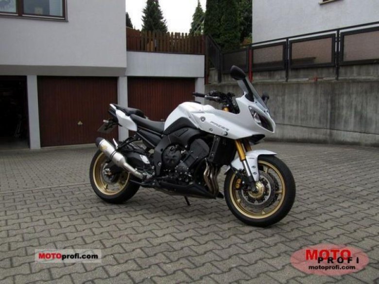 Yamaha fazer 8