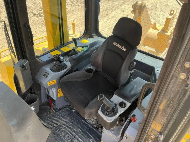 Сиденье комацу бульдозер 275