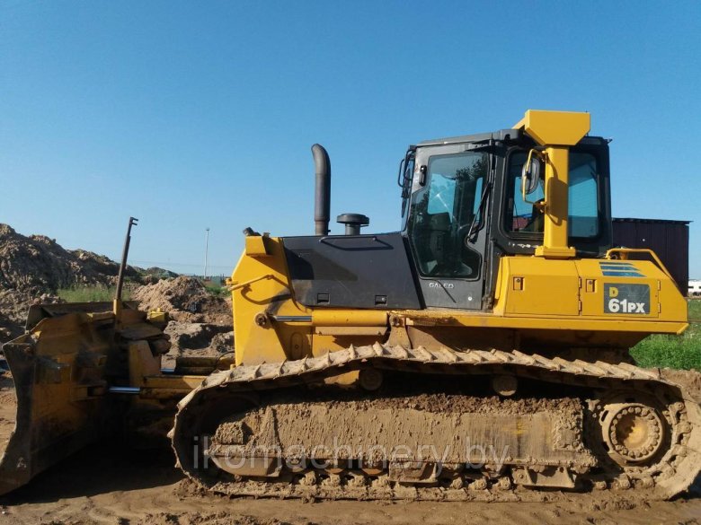 Бульдозер komatsu d65ex-16