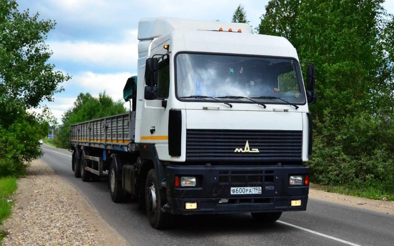 Машина маз 5440