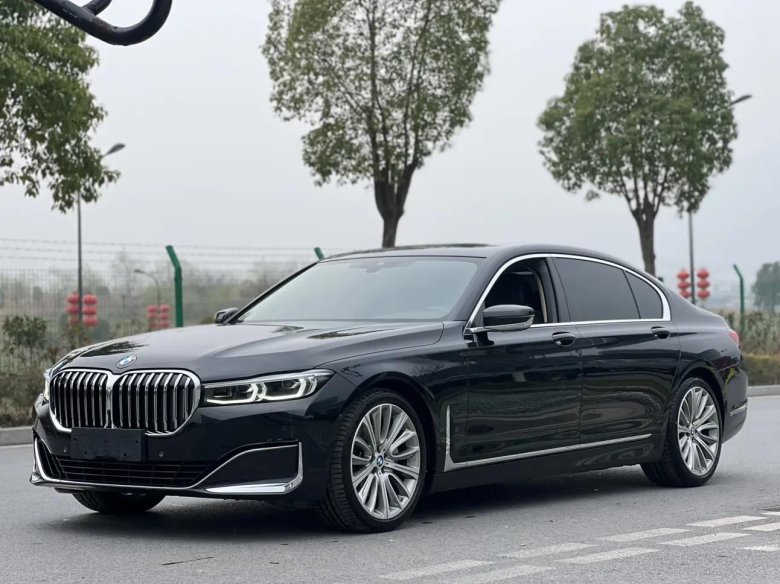 Mercedes-benz maybach s-klasse