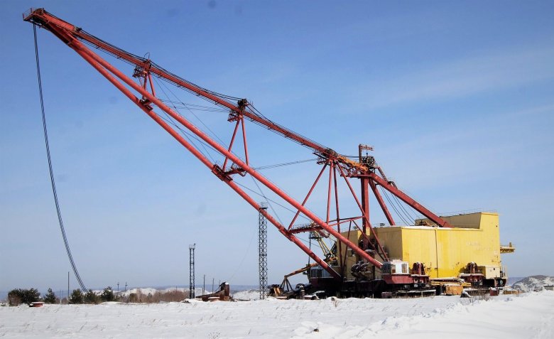 Шагающий экскаватор эш 10 70