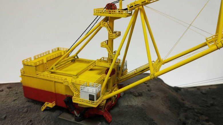 Карьерный экскаватор экг-12