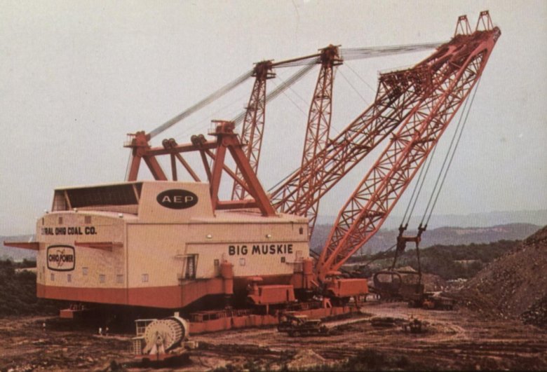 Самый большой шагающий экскаватор в мире