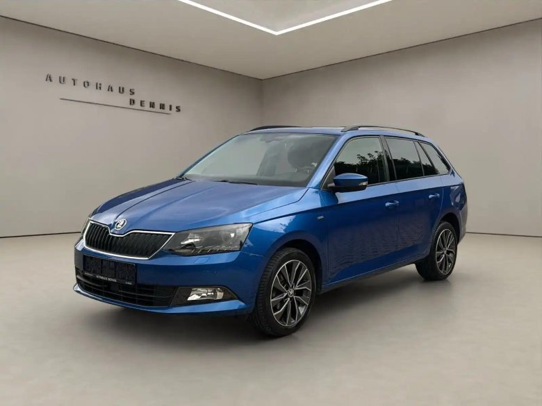 Шкода фабия универсал 2018