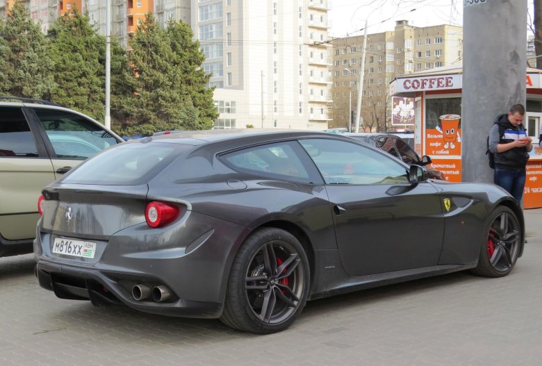 Ferrari ff 2011 2016