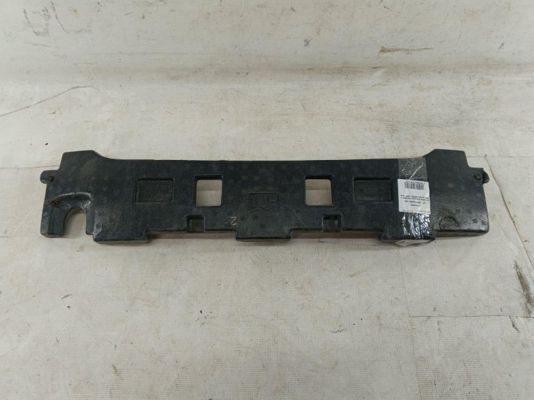 Наполнитель переднего бампера toyota