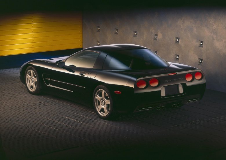 Chevrolet corvette 2004