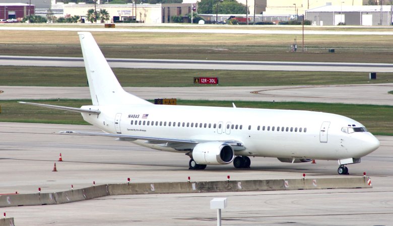 Самолёт boeing 737-300