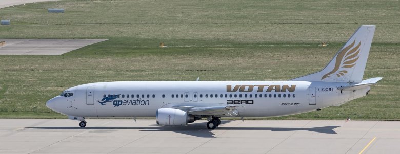 Lot 737-400 boeing