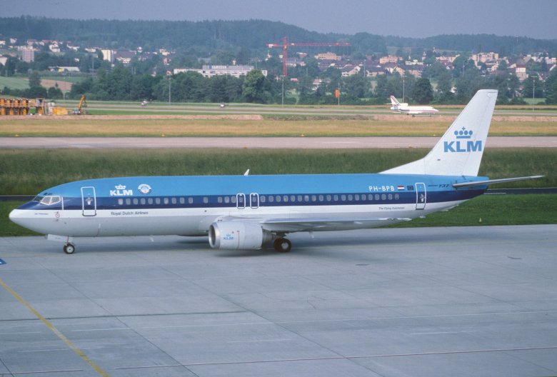 Боинг 737-400