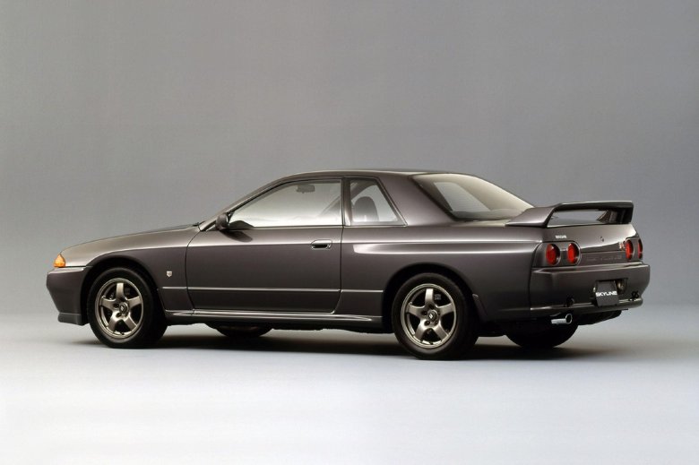 Nissan skyline gt r 32