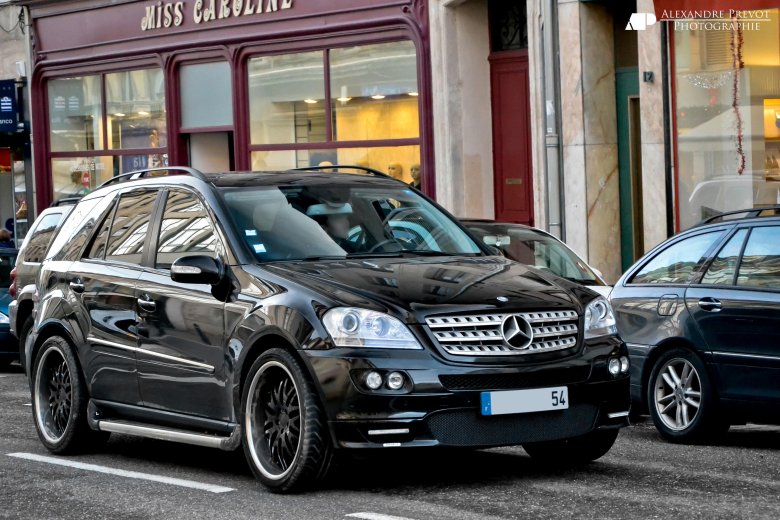 Mercedes benz ml 63 amg w164