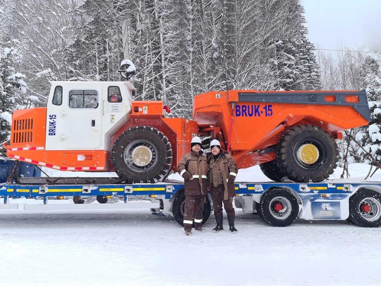 Самосвал sandvik th430