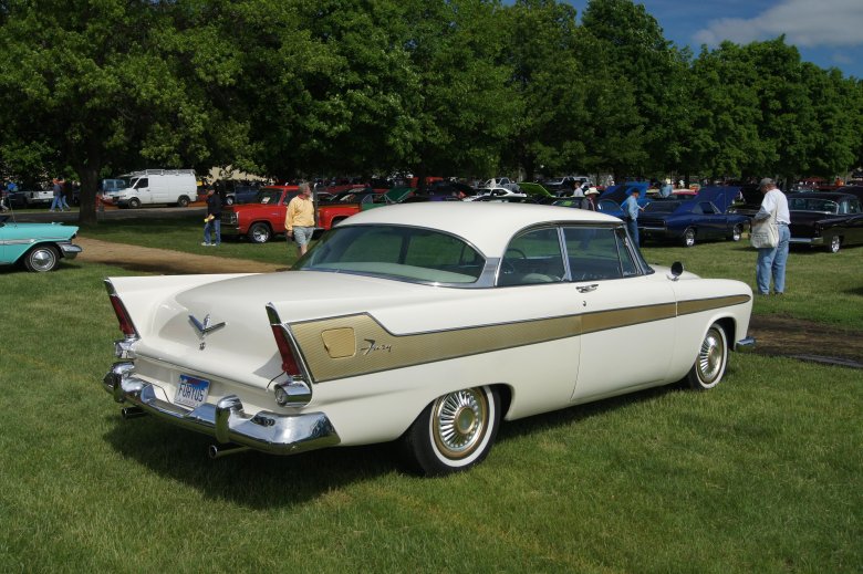 Plymouth fury 1956