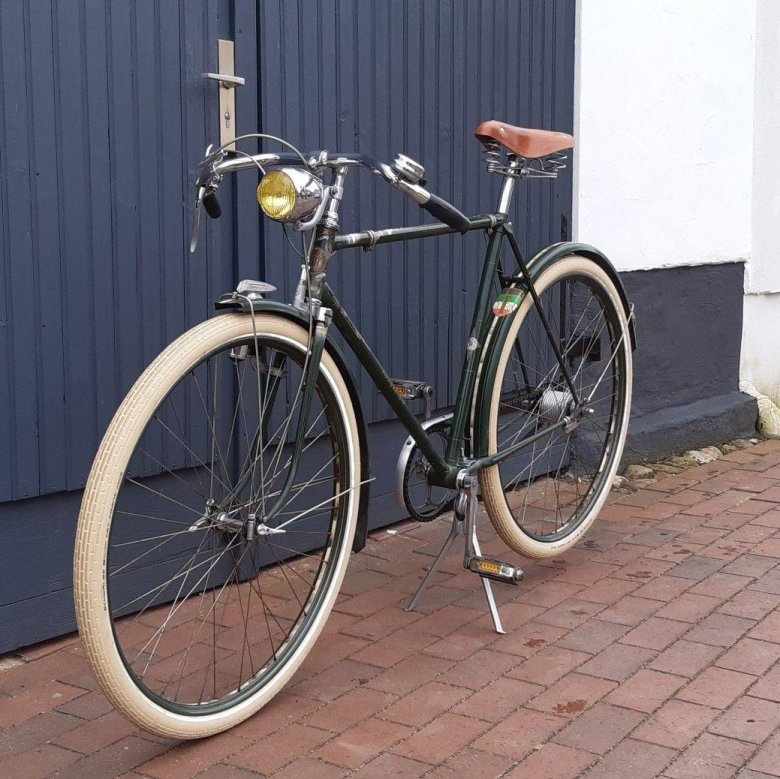 Велосипед старинный