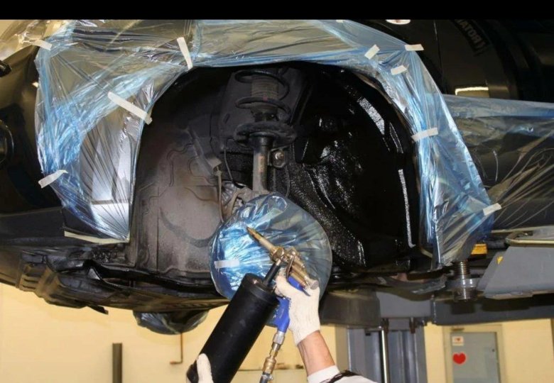 Обработка днища автомобиля от коррозии