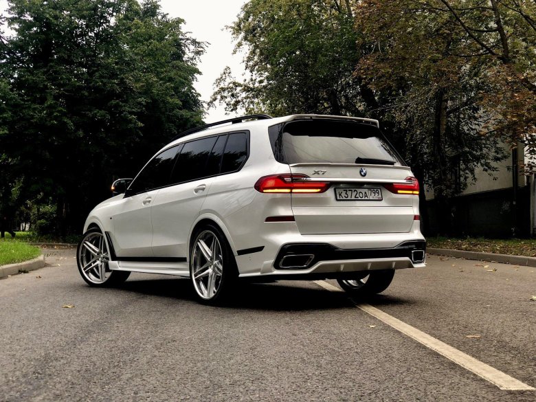 Bmw x7 lumma