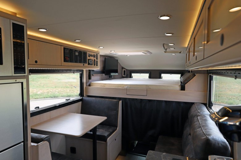 Earthroamer xv-lts f-550