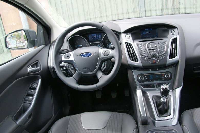 Форд фокус 3 седан салон