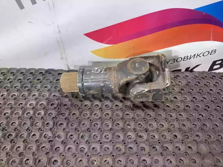 Вал карданный межосевой актрос