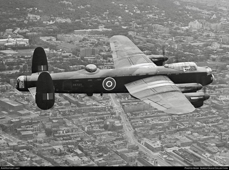 Avro lancaster pa474