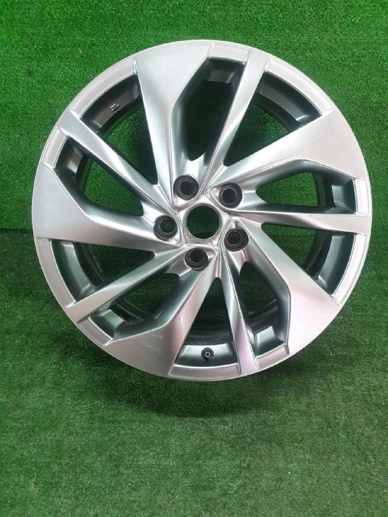 Диск колеса литой