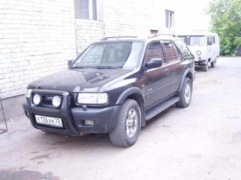 Opel frontera 1999