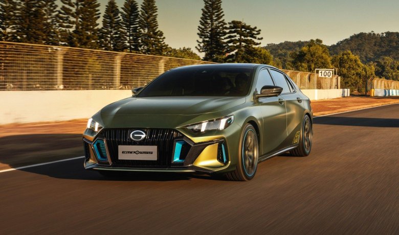 Спортивные седаны