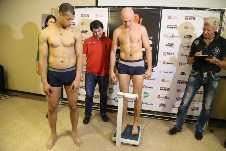 Взвешивание борцов