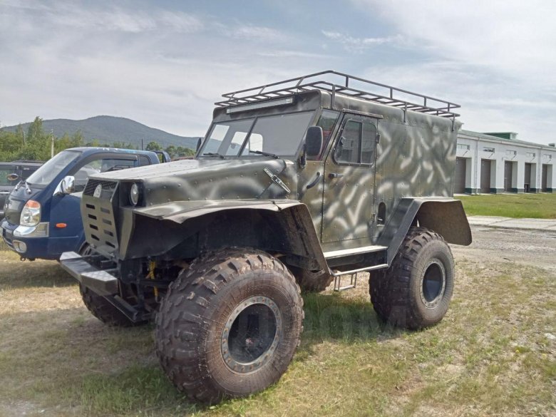 Иркутский завод вездеходов