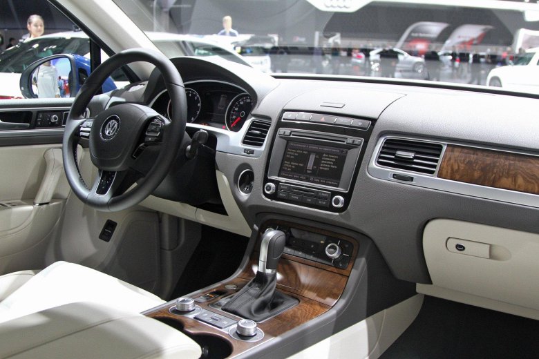 Volkswagen touareg 2014 салон