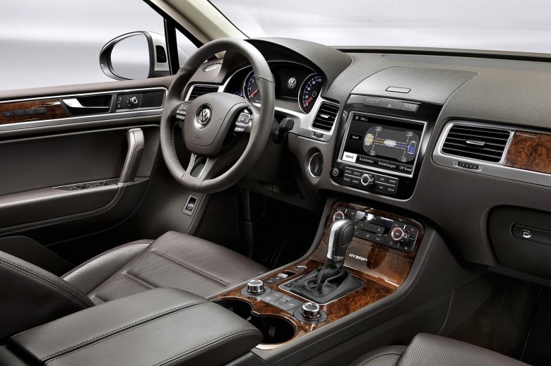 Volkswagen touareg 2010 салон