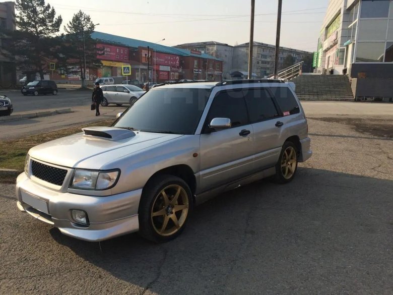 Субару форестер sf5 2000