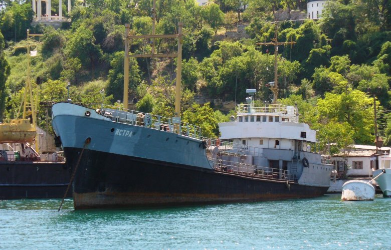 Истра корабль