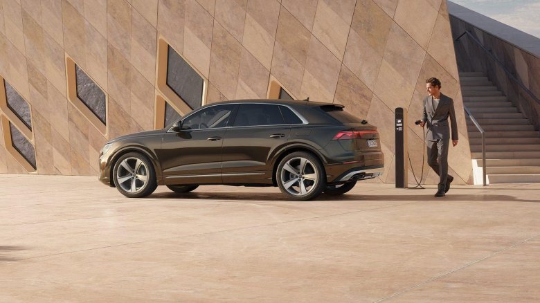 Audi q 8