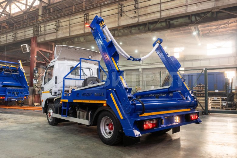 Автомобиль dongfeng