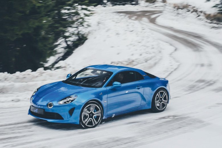 Renault alpine a110 2021