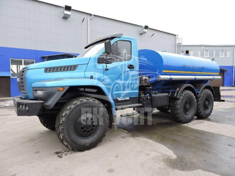 Урал некст водовозка