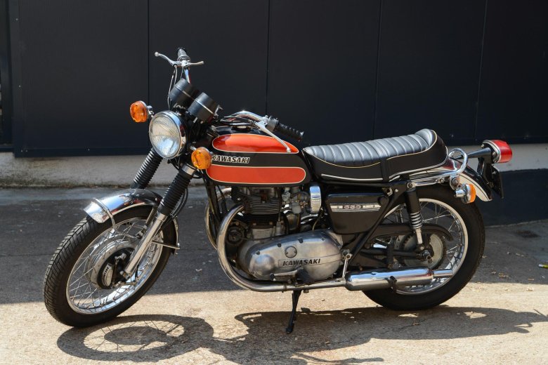 Kawasaki w1