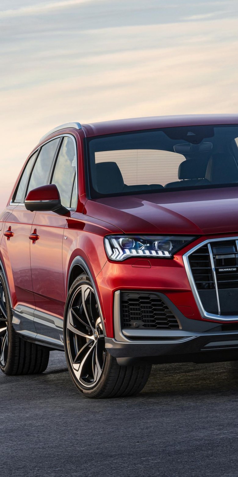 Ауди q7 2020