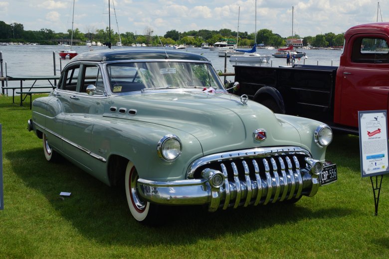 Buick roadmaster 1951
