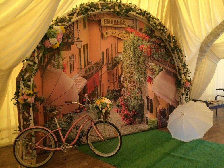 Фотозона в итальянском стиле