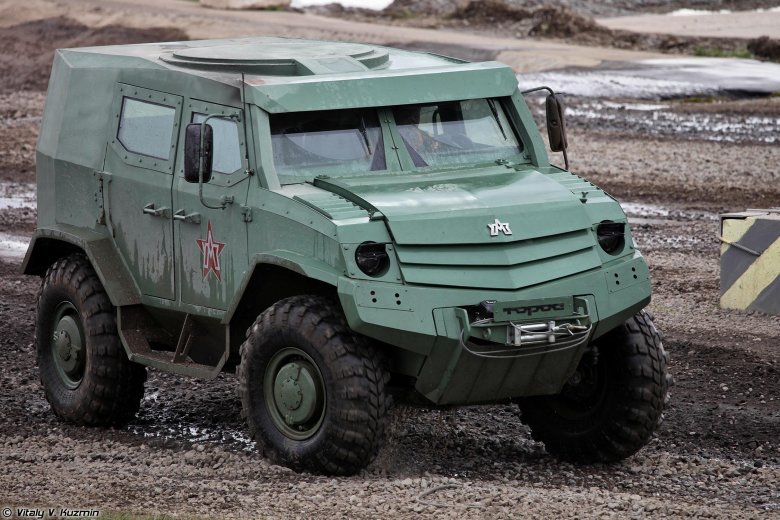 Бронеавтомобиль уамз-4901 \ торос\